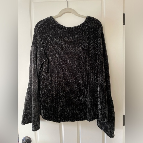 Bell Sleeve Sweater - Picture 5 of 6